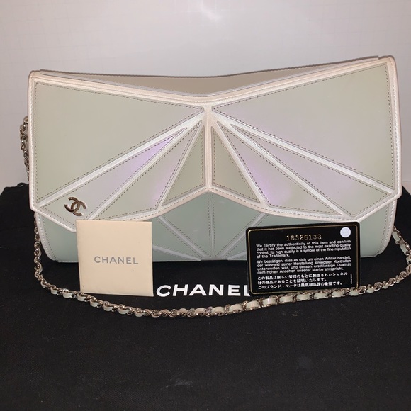CHANEL Handbags - WOW !! Chanel RUNWAY white/grey iridescent clutch